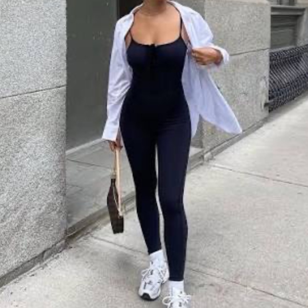 Aritzia Divinity Jumpsuit 25” Inseam